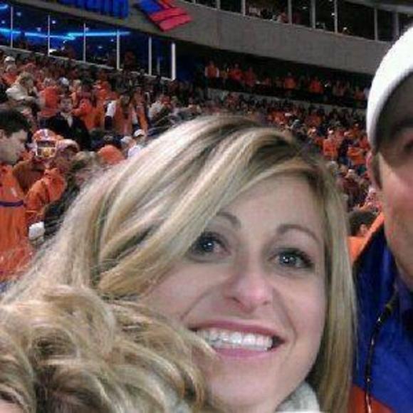 Meet your Posher, Katie - Picture 1 of 1